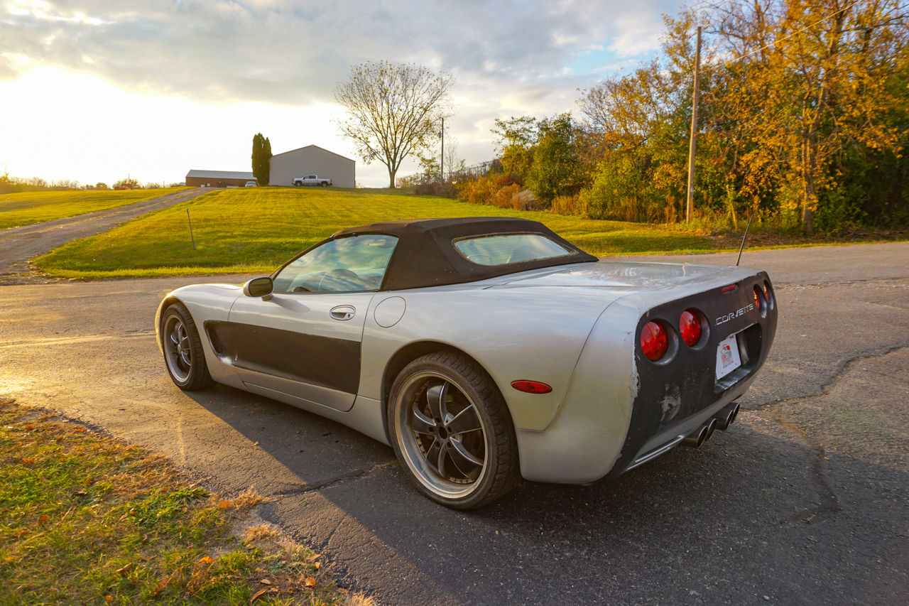 Chevrolet Corvette 2dr Convertible 2001 Chevrolet Corvette 2dr Convertible 2001