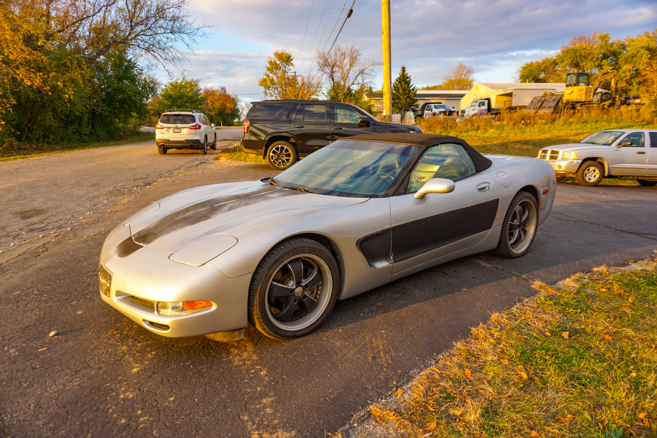 Chevrolet Corvette 2dr Convertible 2001 Chevrolet Corvette 2dr Convertible 2001