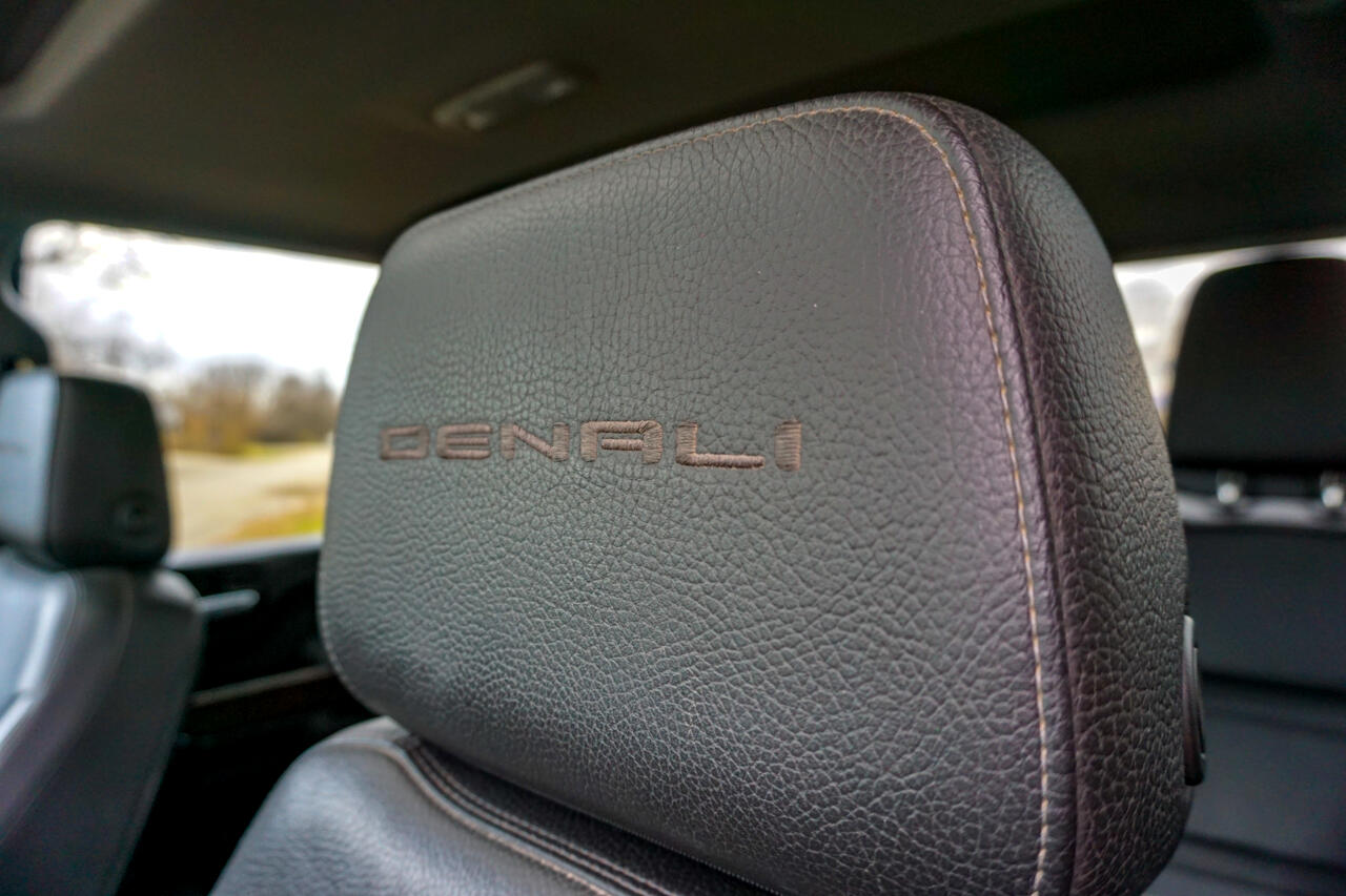 GMC Sierra 2500HD 4WD Crew Cab 159" Denali 2020