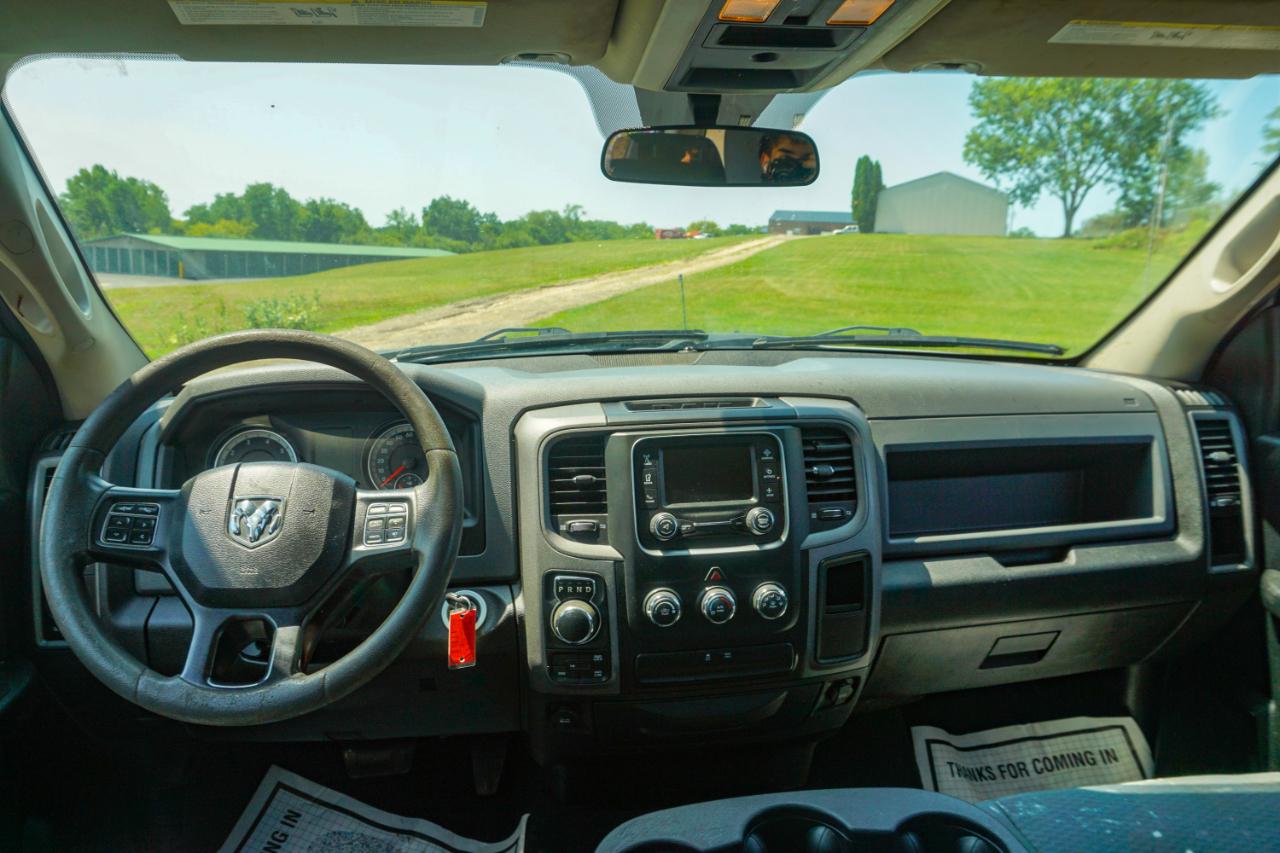 RAM 1500 Classic Express 4x4 Quad Cab 6'4" Box 2019