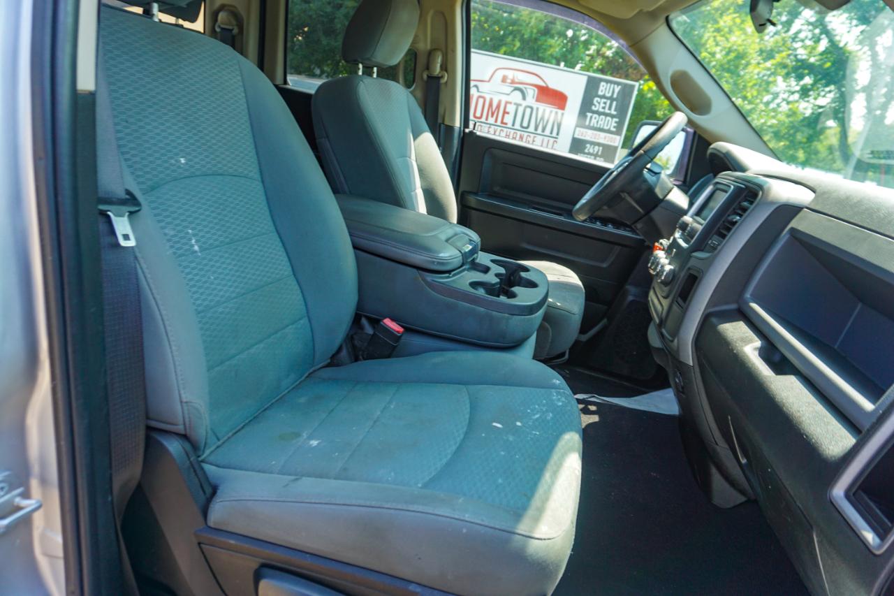 RAM 1500 Classic Express 4x4 Quad Cab 6'4" Box 2019