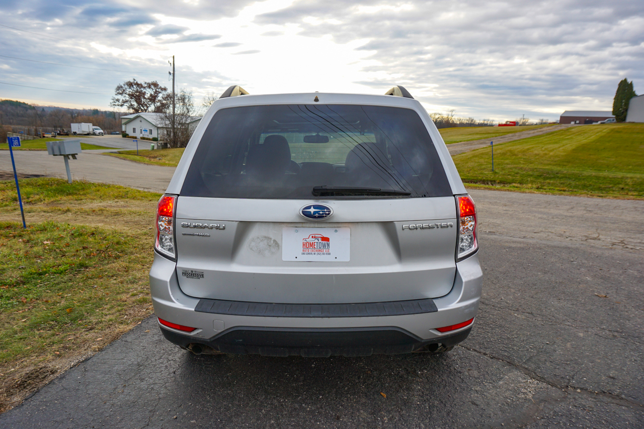 2011 Subaru Forester 2.5X Premium photo 3