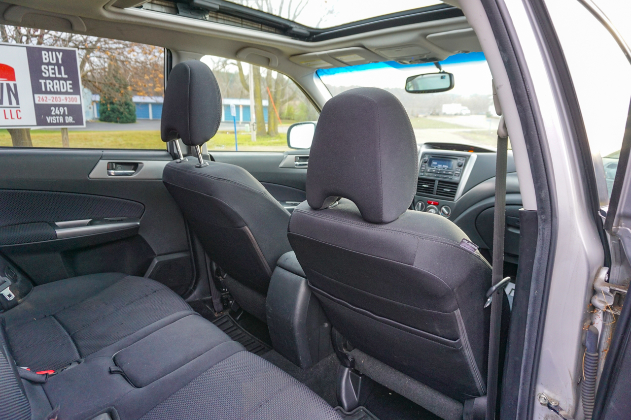 Subaru Forester 4dr Auto 2.5X Premium w/All-Weather Pkg 2011