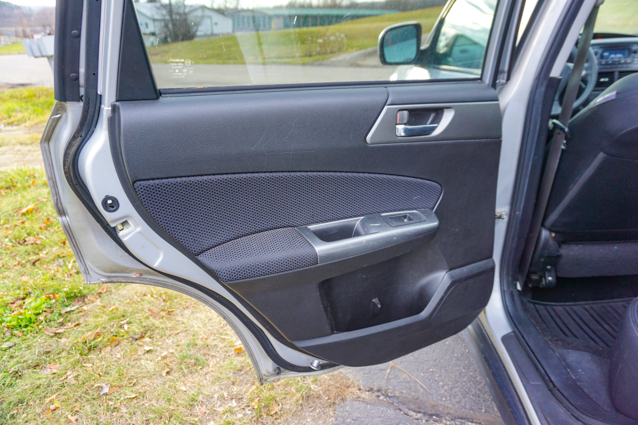 Subaru Forester 4dr Auto 2.5X Premium w/All-Weather Pkg 2011