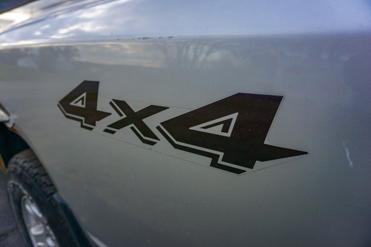 Dodge Dakota 2dr Club Cab 131 4WD SLT 2006