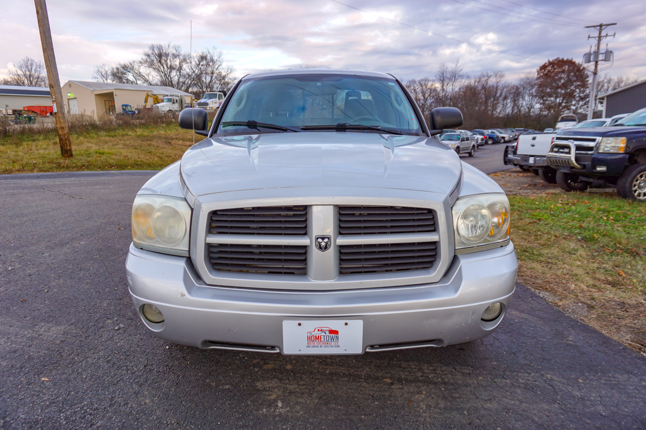 Dodge Dakota 2dr Club Cab 131 4WD SLT 2006