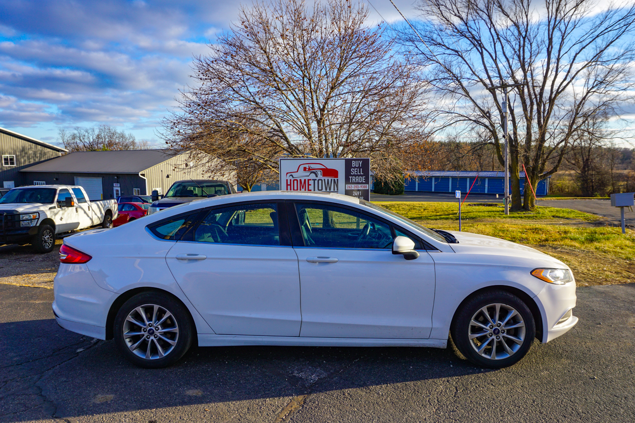 Ford Fusion SE FWD 2017