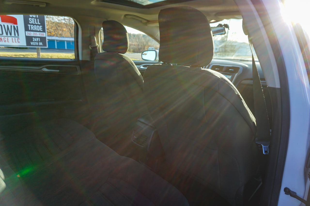 Ford Fusion SE FWD 2017