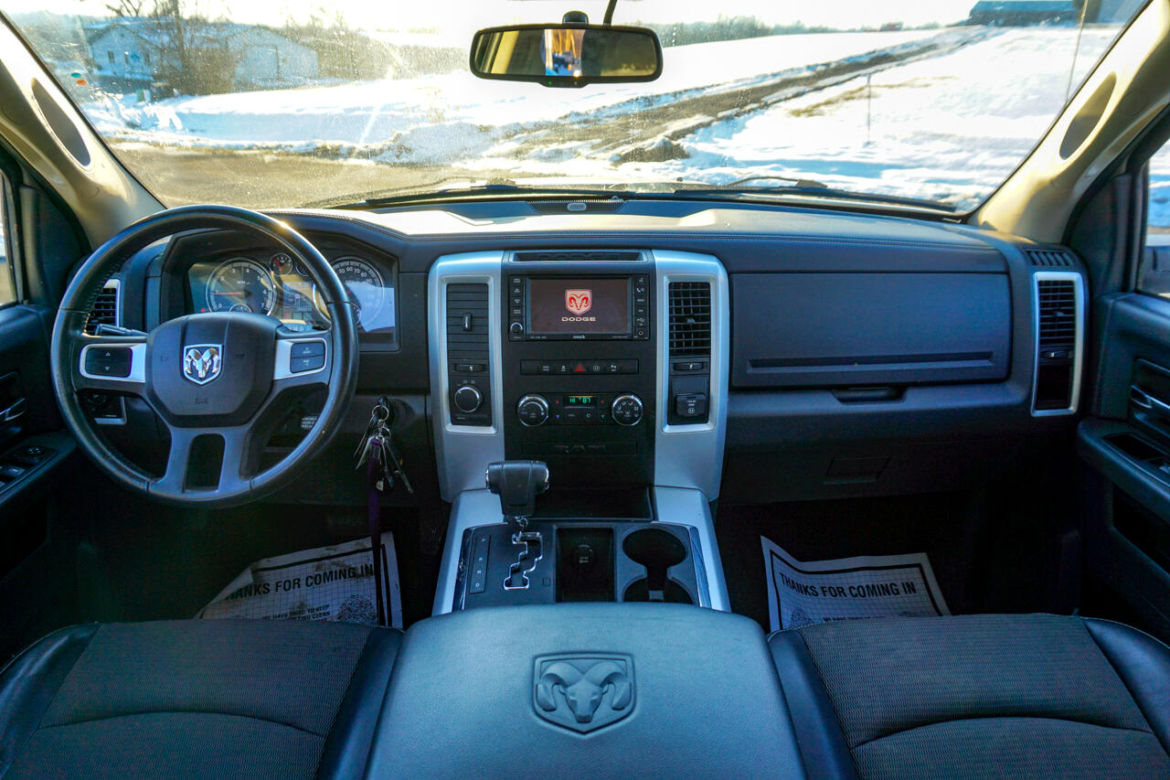 Dodge Ram 1500 4WD Crew Cab 140.5" Sport 2010