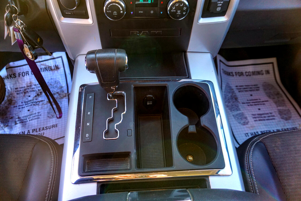 Dodge Ram 1500 4WD Crew Cab 140.5" Sport 2010