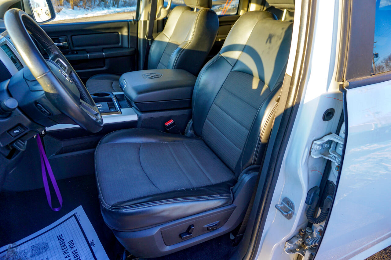 Dodge Ram 1500 4WD Crew Cab 140.5" Sport 2010