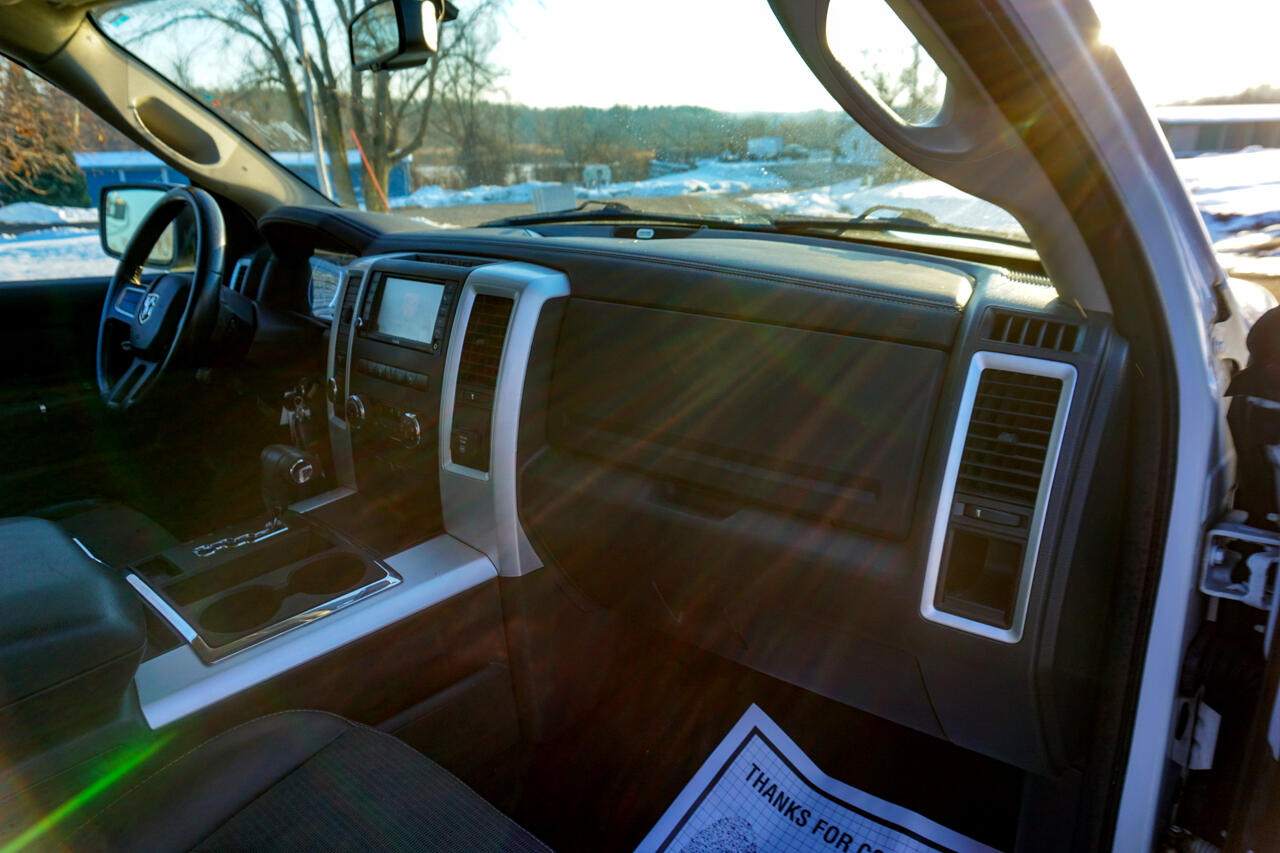 Dodge Ram 1500 4WD Crew Cab 140.5" Sport 2010