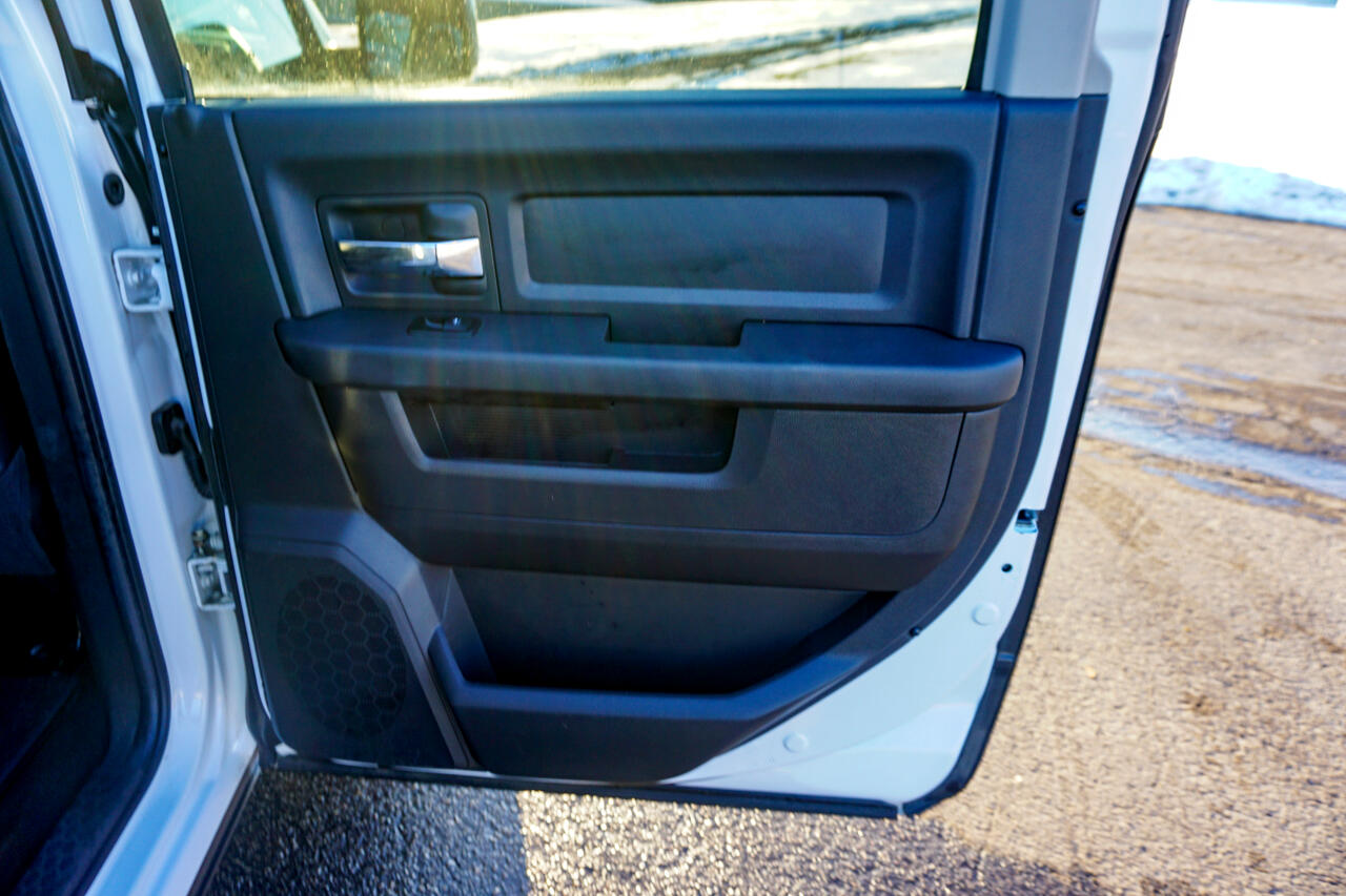 Dodge Ram 1500 4WD Crew Cab 140.5" Sport 2010