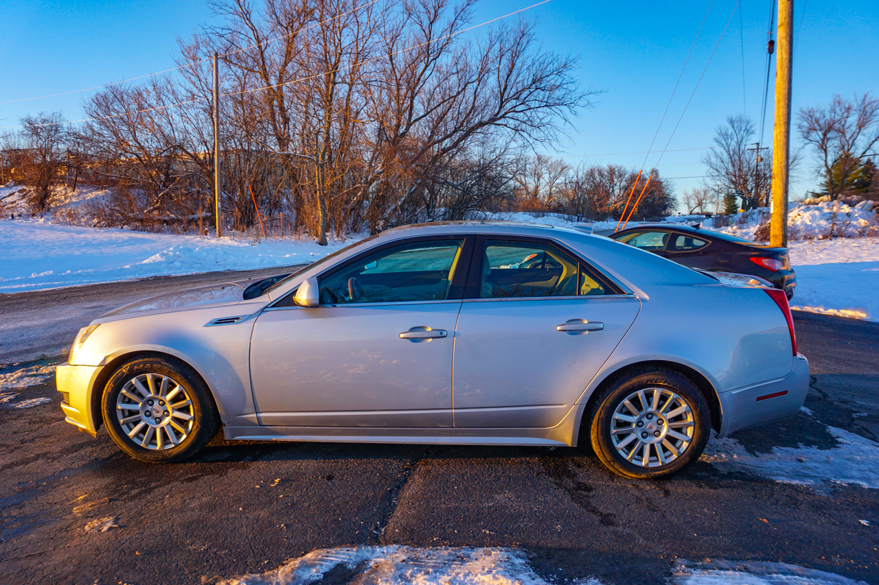 Cadillac CTS Sedan 4dr Sdn 3.0L Luxury AWD 2010
