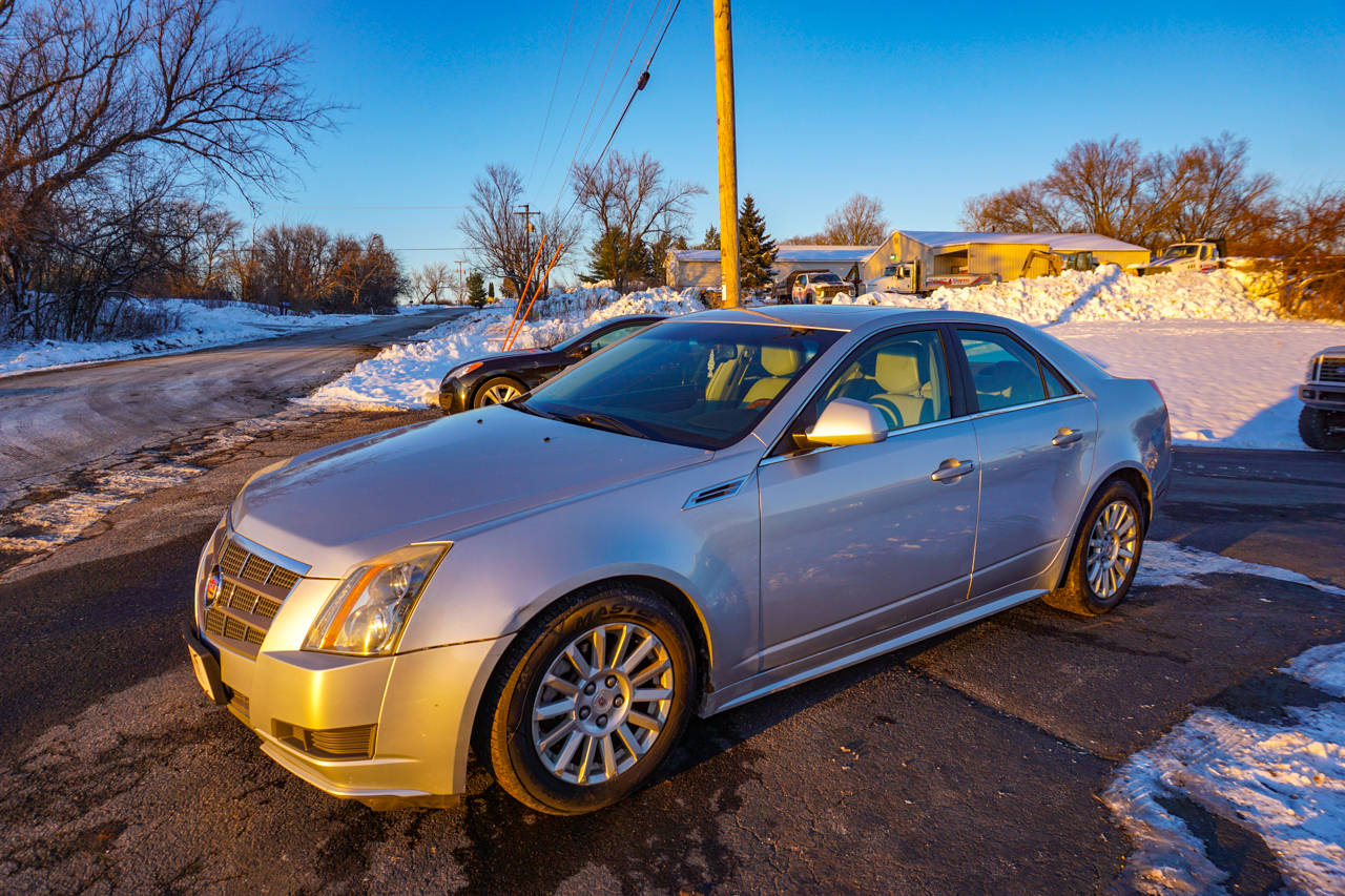 Cadillac CTS Sedan 4dr Sdn 3.0L Luxury AWD 2010