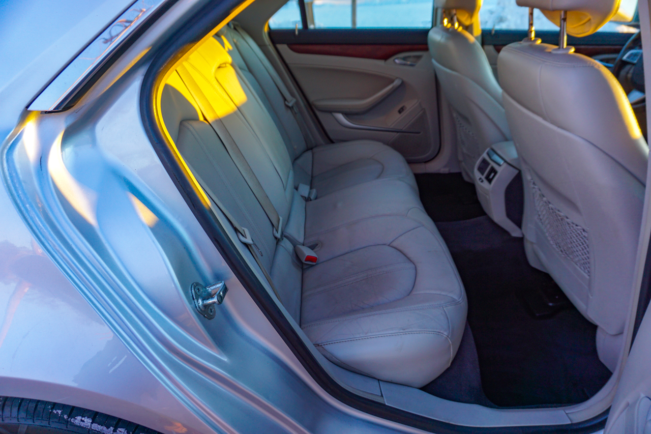 Cadillac CTS Sedan 4dr Sdn 3.0L Luxury AWD 2010