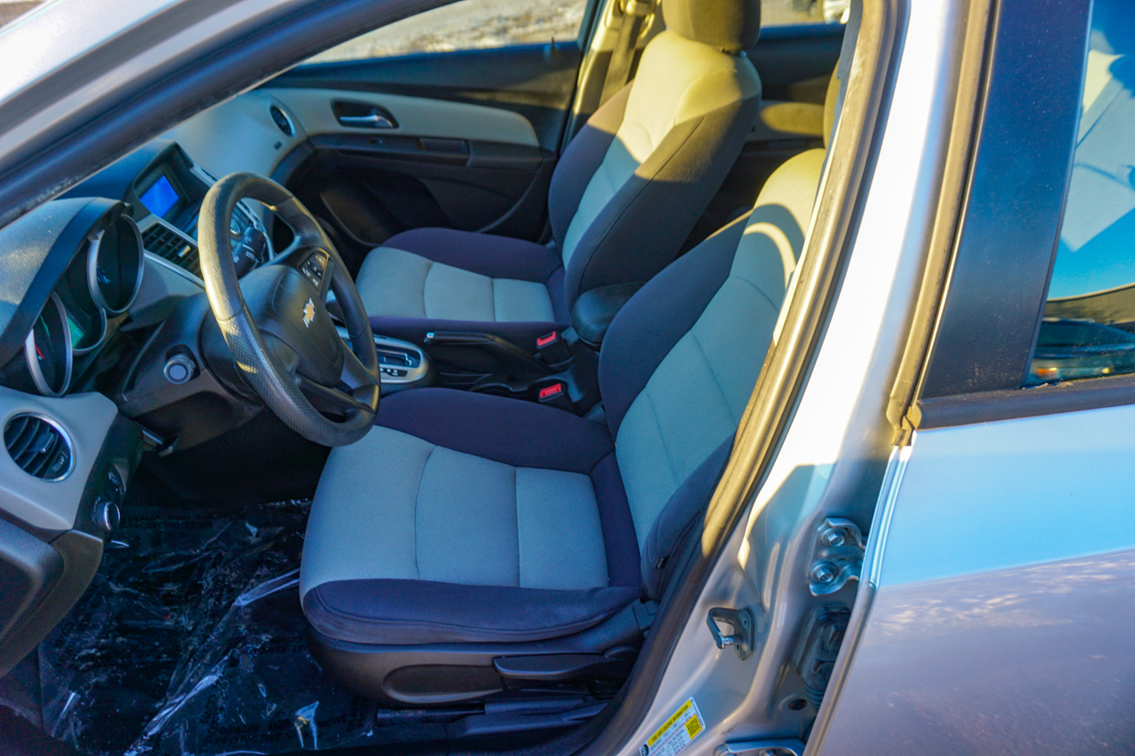 Chevrolet Cruze 4dr Sdn Auto LS 2014