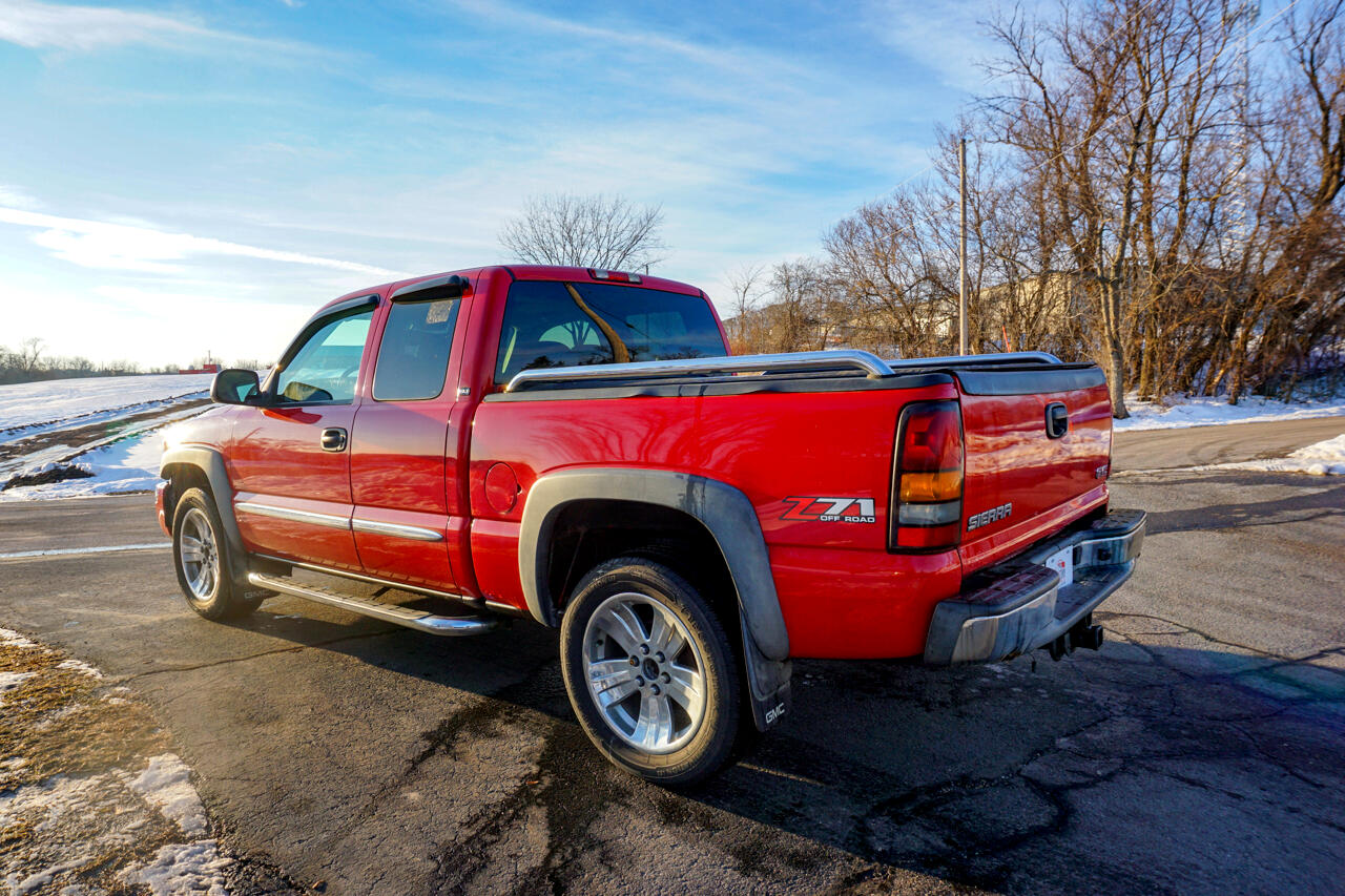 GMC Sierra 1500 Ext Cab 134.0" WB 4WD SLT 2006