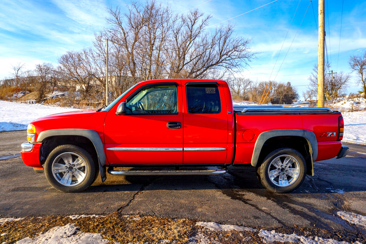 GMC Sierra 1500 Ext Cab 134.0" WB 4WD SLT 2006
