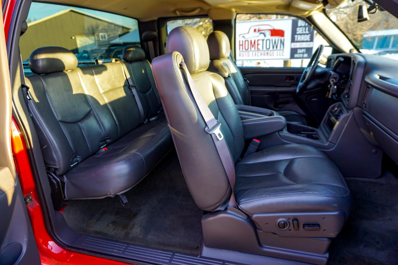 GMC Sierra 1500 Ext Cab 134.0" WB 4WD SLT 2006