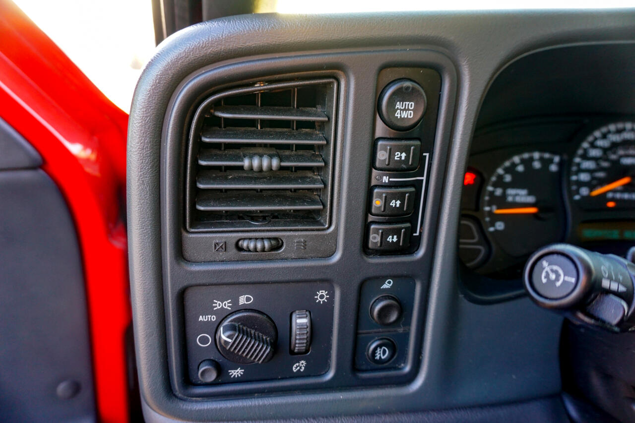 GMC Sierra 1500 Ext Cab 134.0" WB 4WD SLT 2006