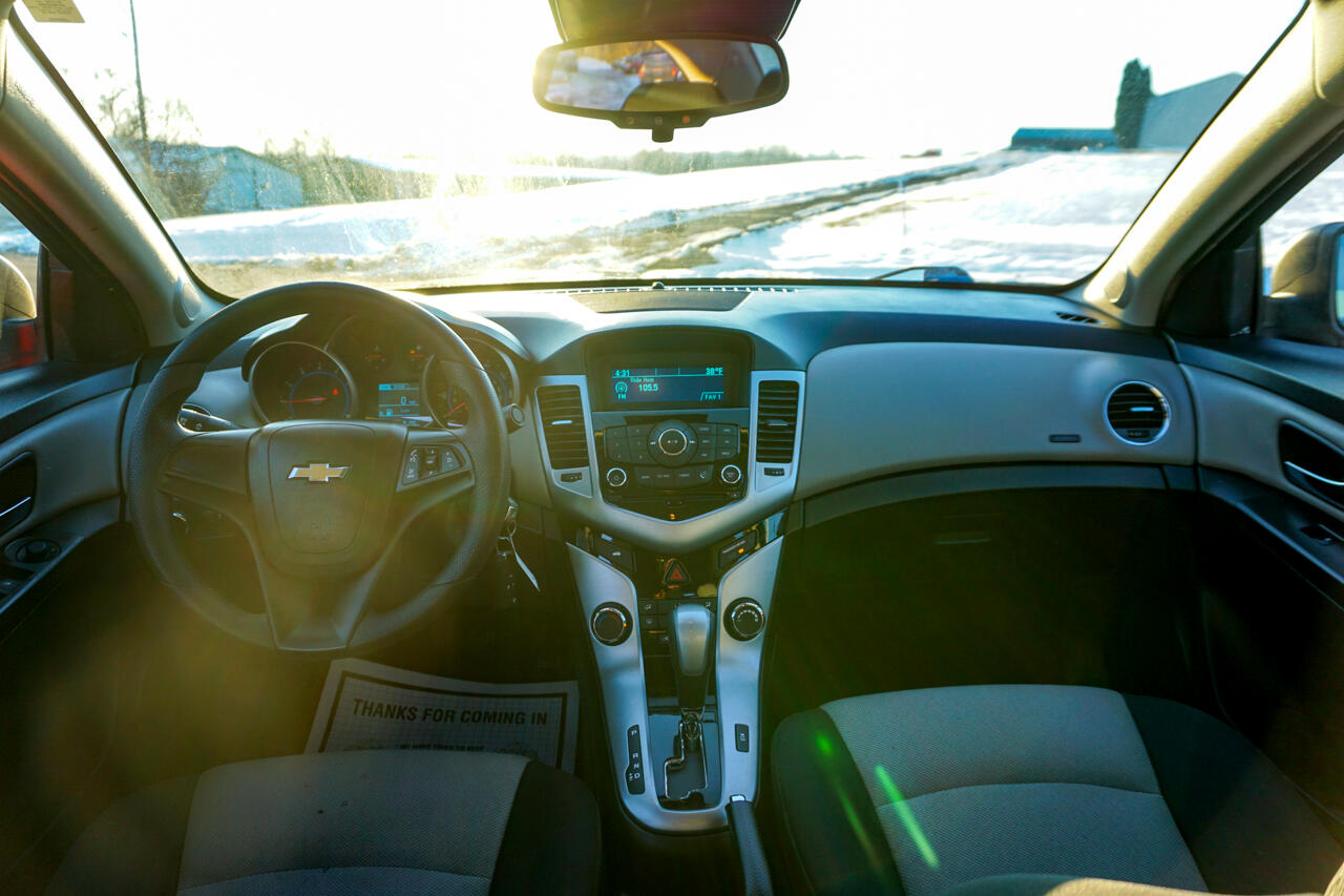 Chevrolet Cruze Limited 4dr Sdn Auto LS 2016