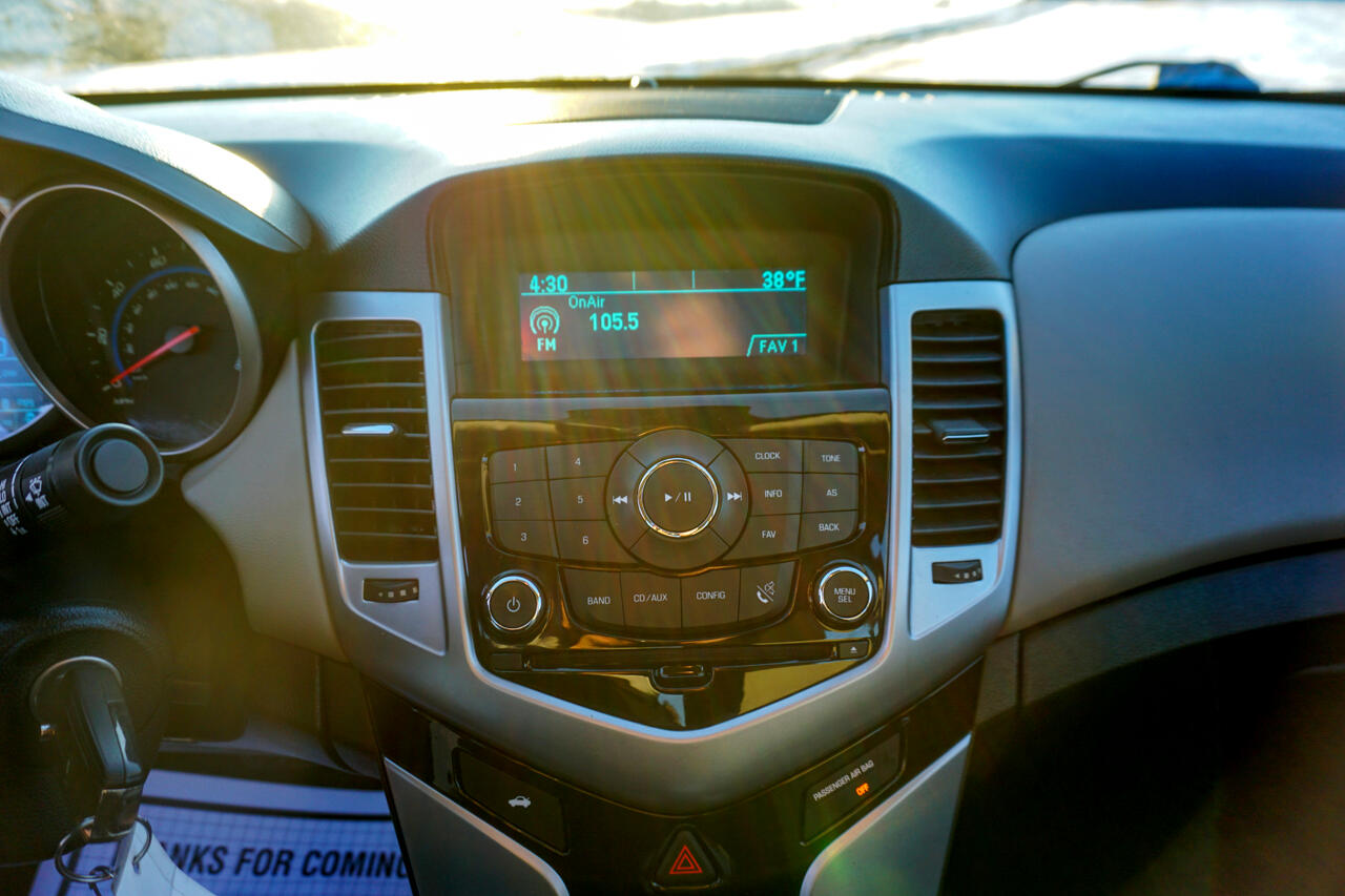 Chevrolet Cruze Limited 4dr Sdn Auto LS 2016