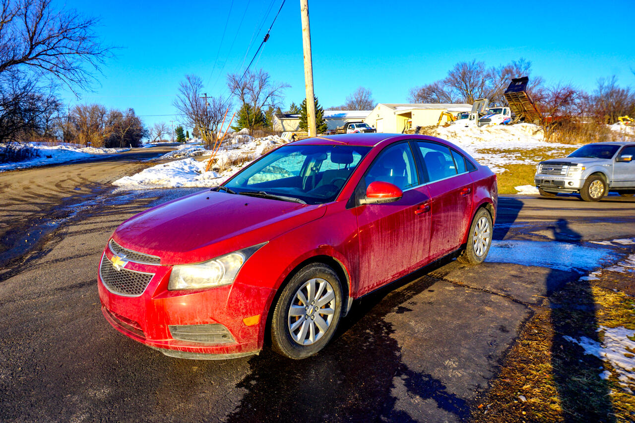 Chevrolet Cruze 4dr Sdn LT w/1LT 2011