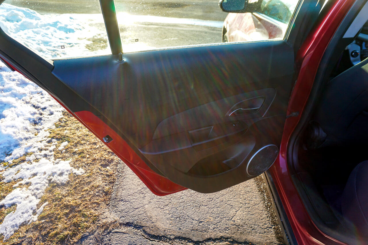 Chevrolet Cruze 4dr Sdn LT w/1LT 2011