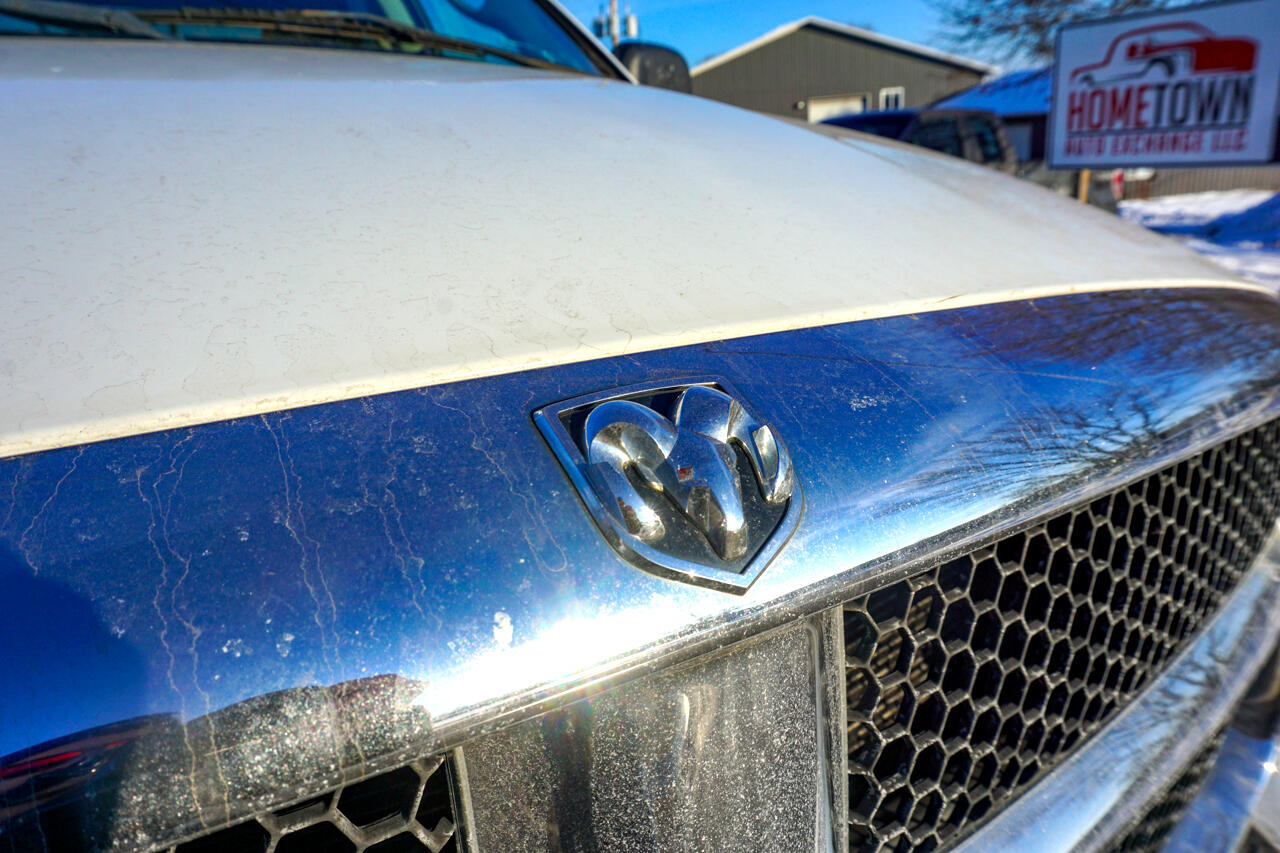 Dodge Ram 1500 4dr Quad Cab 140.5" WB 4WD ST 2004