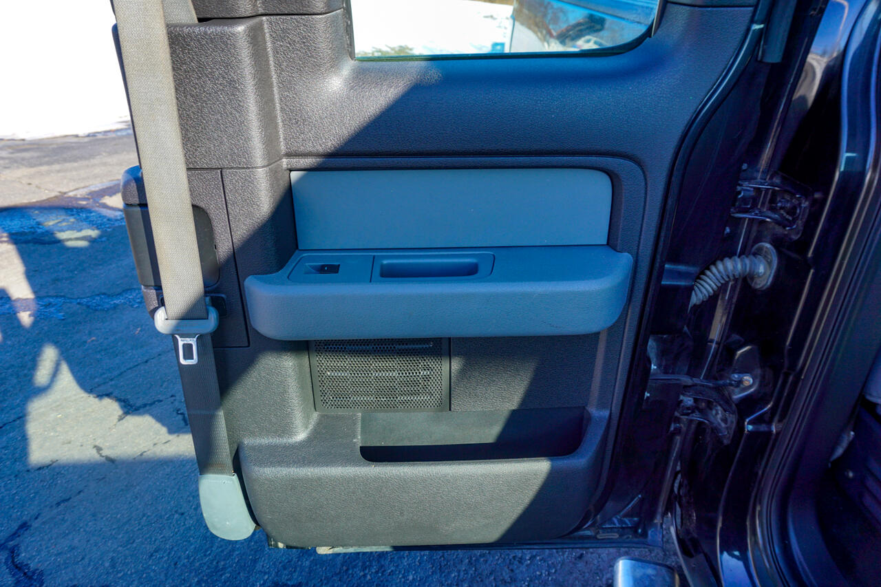 Ford F-150 4WD SuperCab 145" Lariat 2013