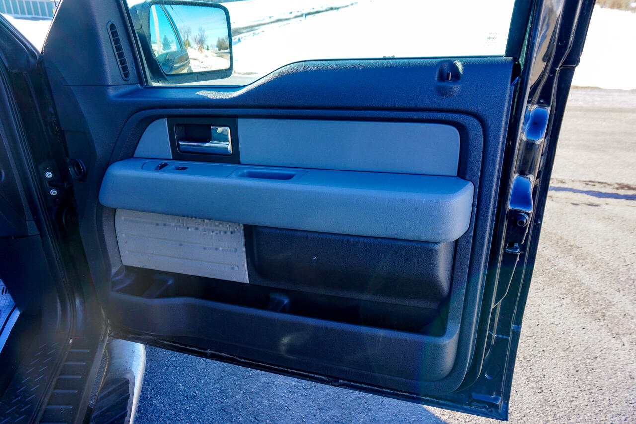 Ford F-150 4WD SuperCab 145" Lariat 2013