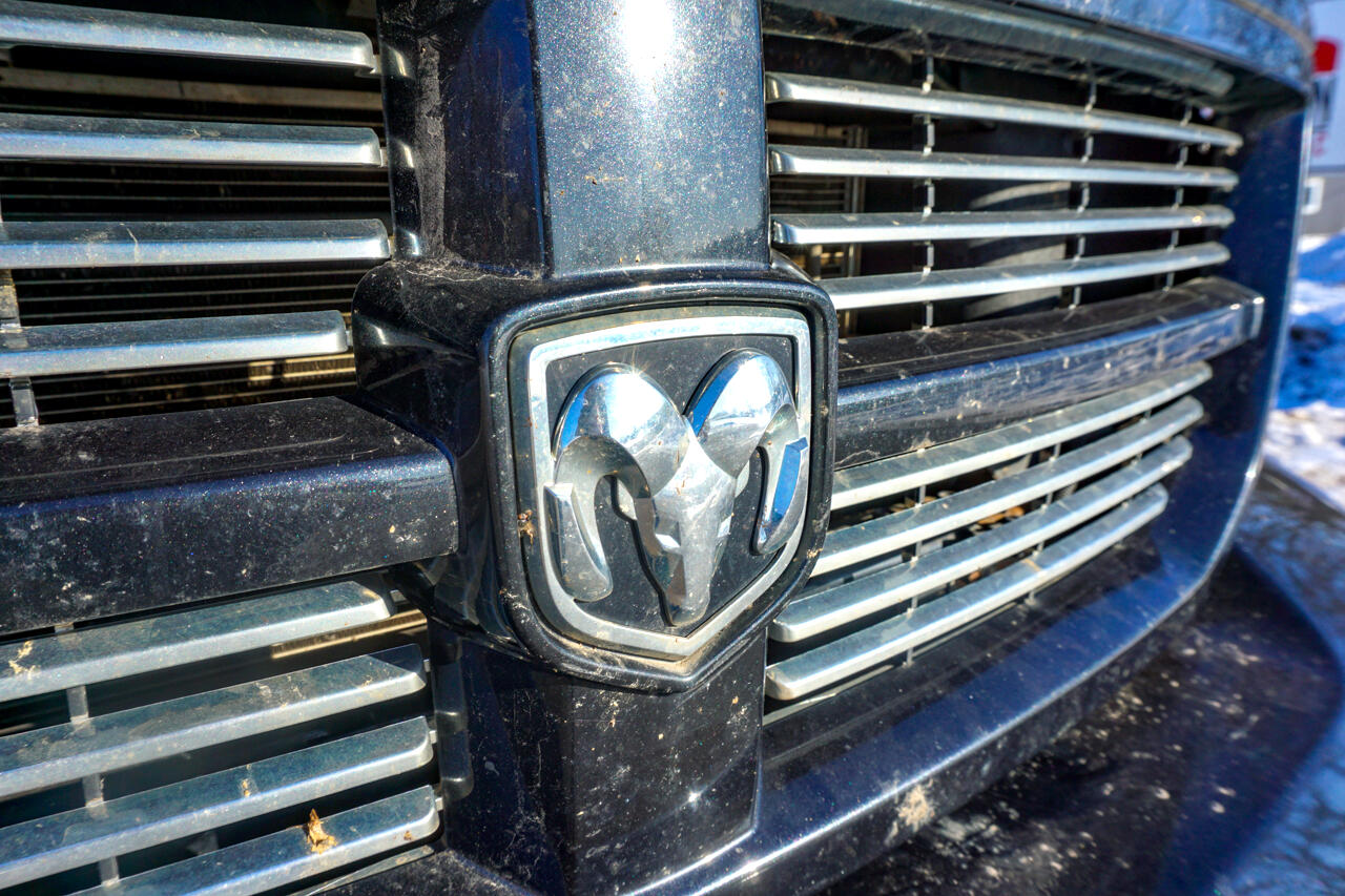 RAM Dakota 4WD Crew Cab SXT 2011