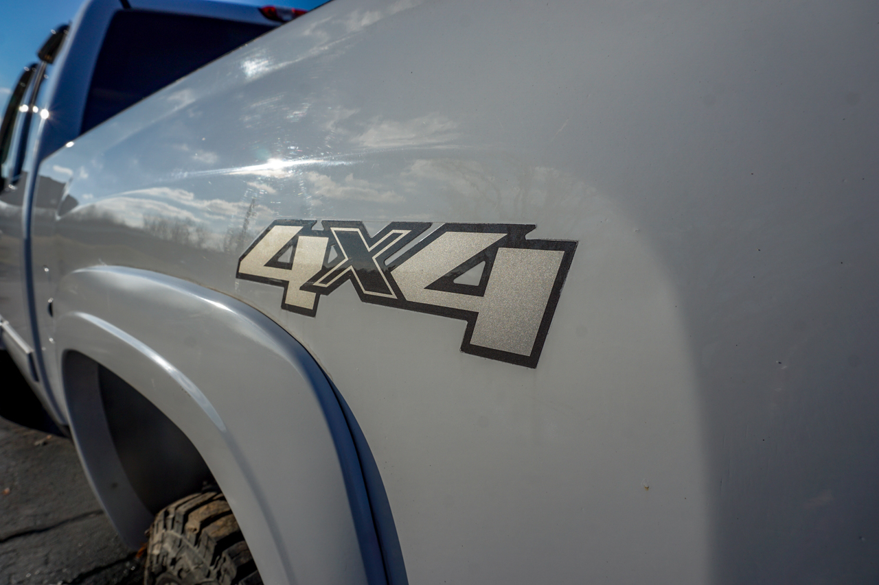 Chevrolet Silverado 2500HD 4WD Ext Cab 143.5" LT 2009