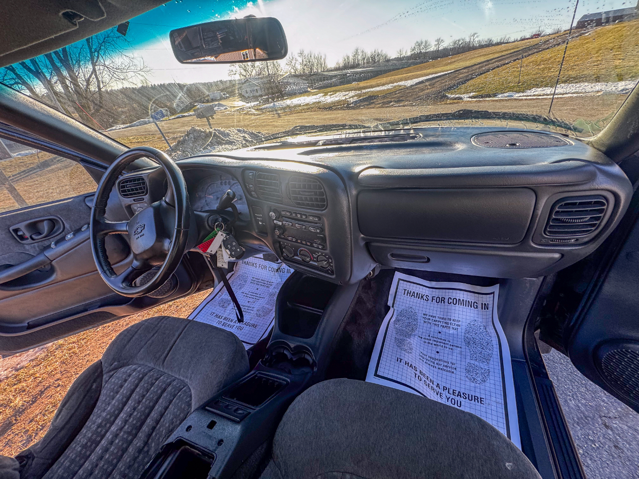 Chevrolet S-10 Ext Cab 123" WB 4WD LS 2002