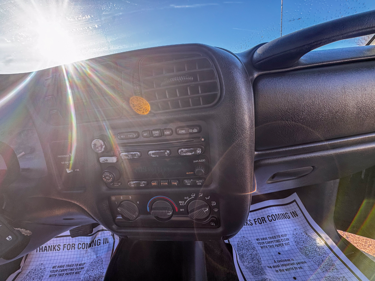 Chevrolet S-10 Ext Cab 123" WB 4WD LS 2002