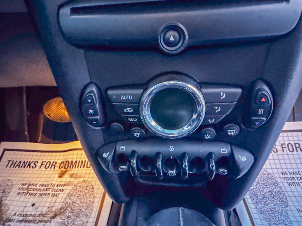 MINI Cooper Hardtop 2dr Cpe 2011