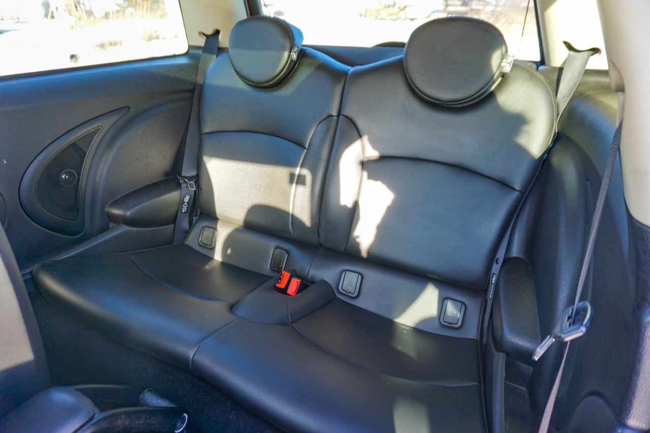 MINI Cooper Hardtop 2dr Cpe 2011