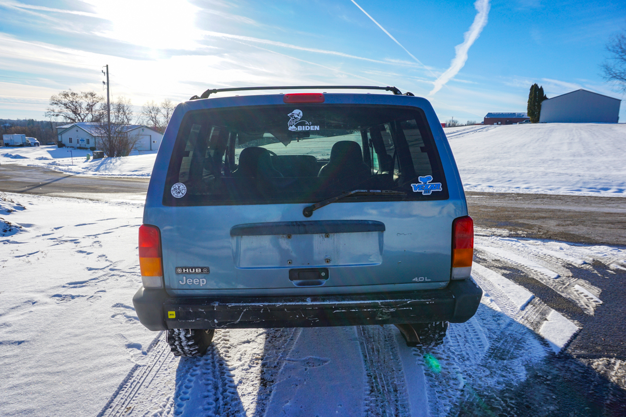 Jeep Cherokee 4dr Sport 4WD 1997