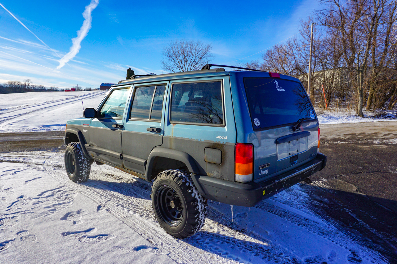 Jeep Cherokee 4dr Sport 4WD 1997