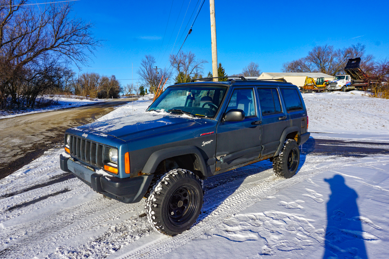 Jeep Cherokee 4dr Sport 4WD 1997