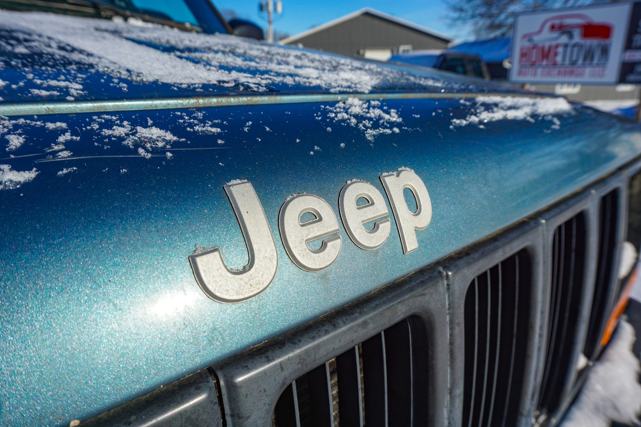 Jeep Cherokee 4dr Sport 4WD 1997