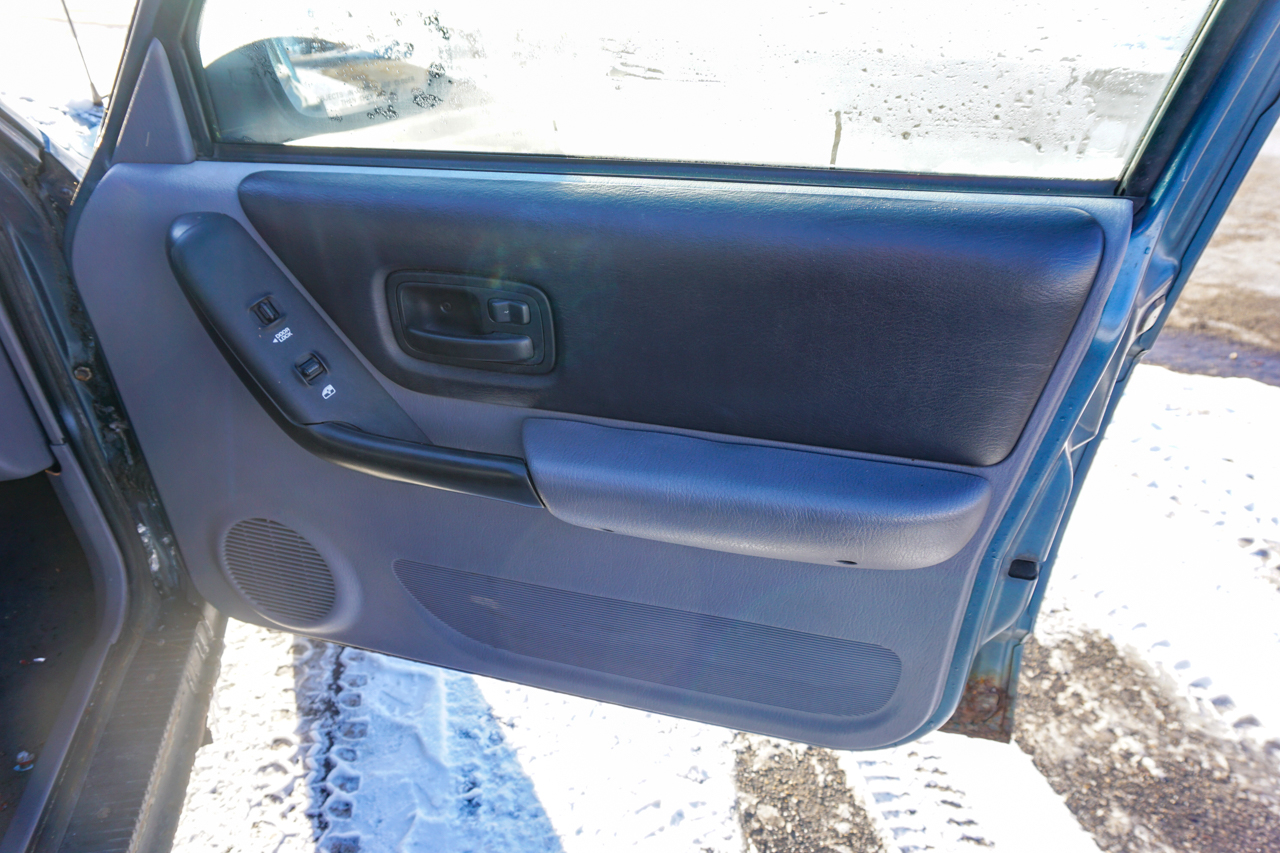 Jeep Cherokee 4dr Sport 4WD 1997