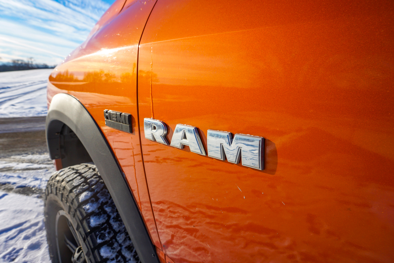 Dodge Ram 1500 4WD Quad Cab 140.5" Sport 2010