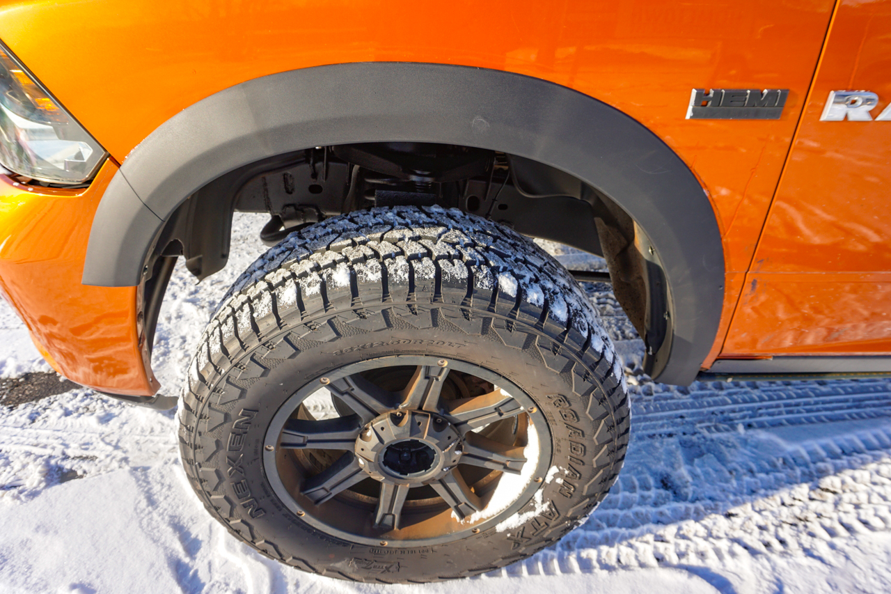 Dodge Ram 1500 4WD Quad Cab 140.5" Sport 2010