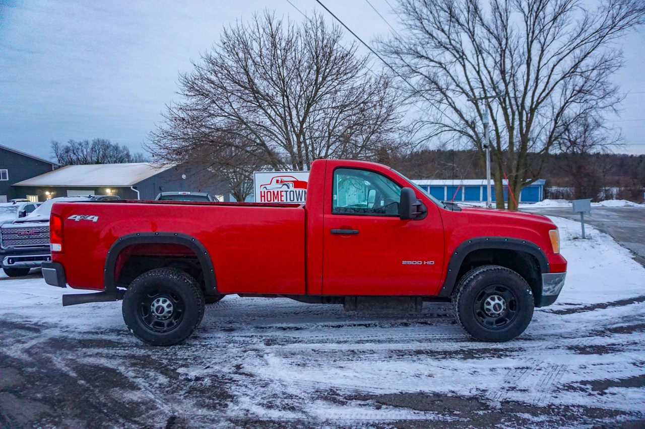 GMC Sierra 2500HD 4WD Reg Cab 133.7" Work Truck 2012