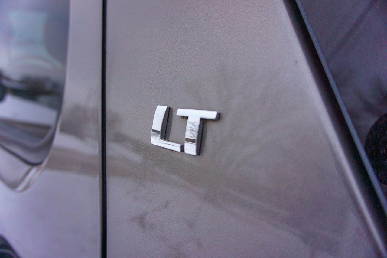 Chevrolet Tahoe 4WD 4dr 1500 LT 2012