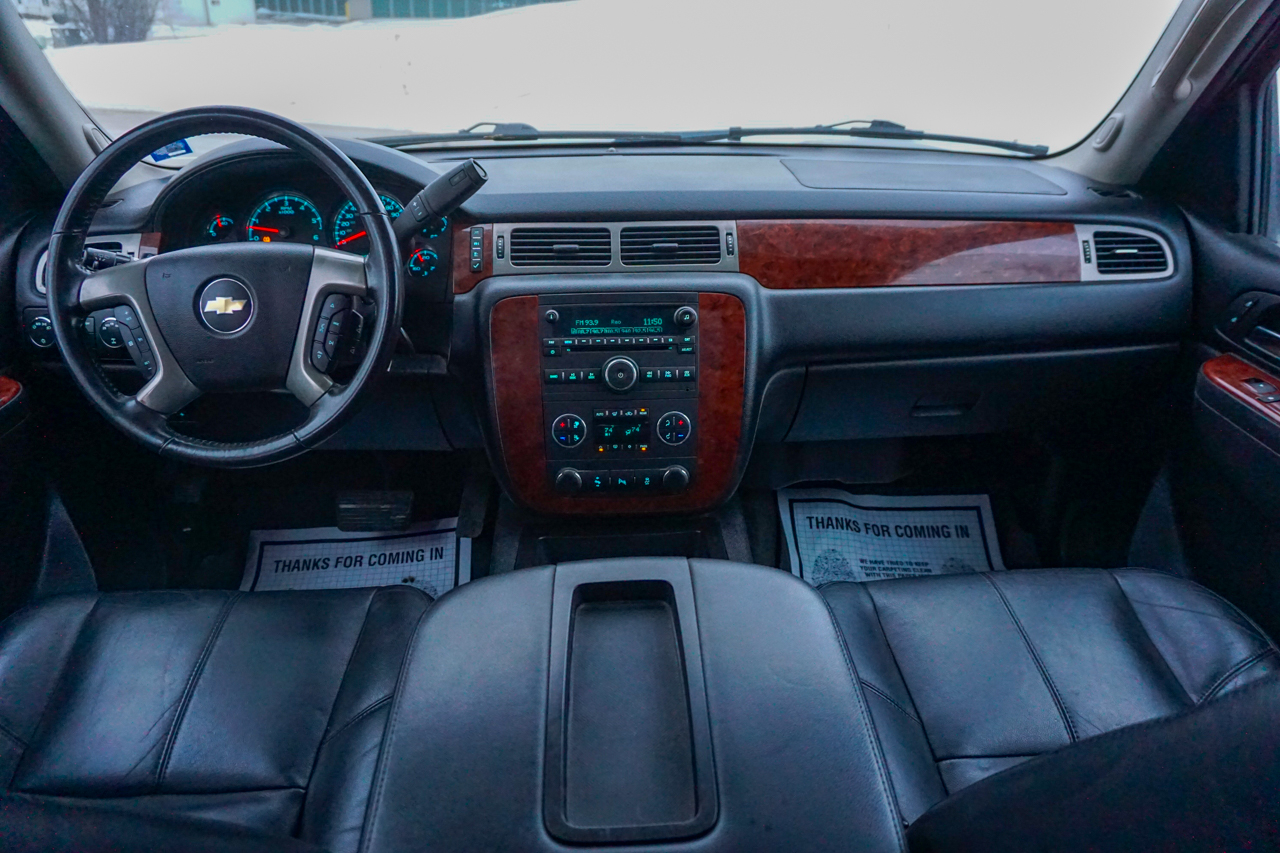 Chevrolet Tahoe 4WD 4dr 1500 LT 2012