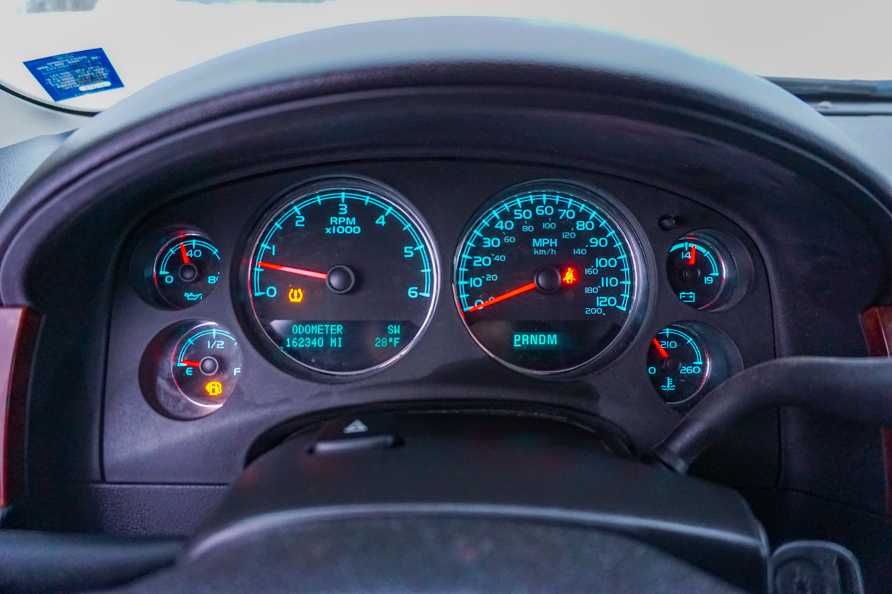 Chevrolet Tahoe 4WD 4dr 1500 LT 2012