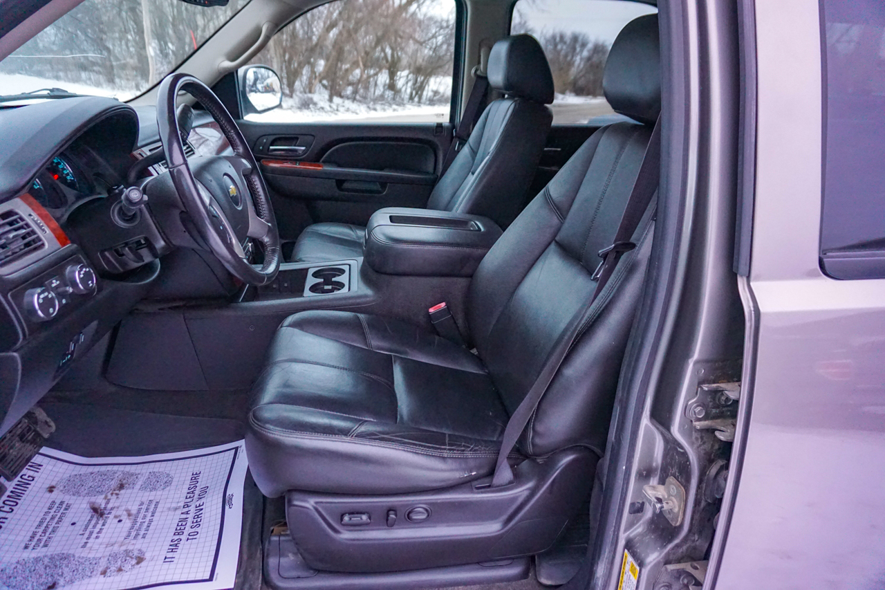 Chevrolet Tahoe 4WD 4dr 1500 LT 2012